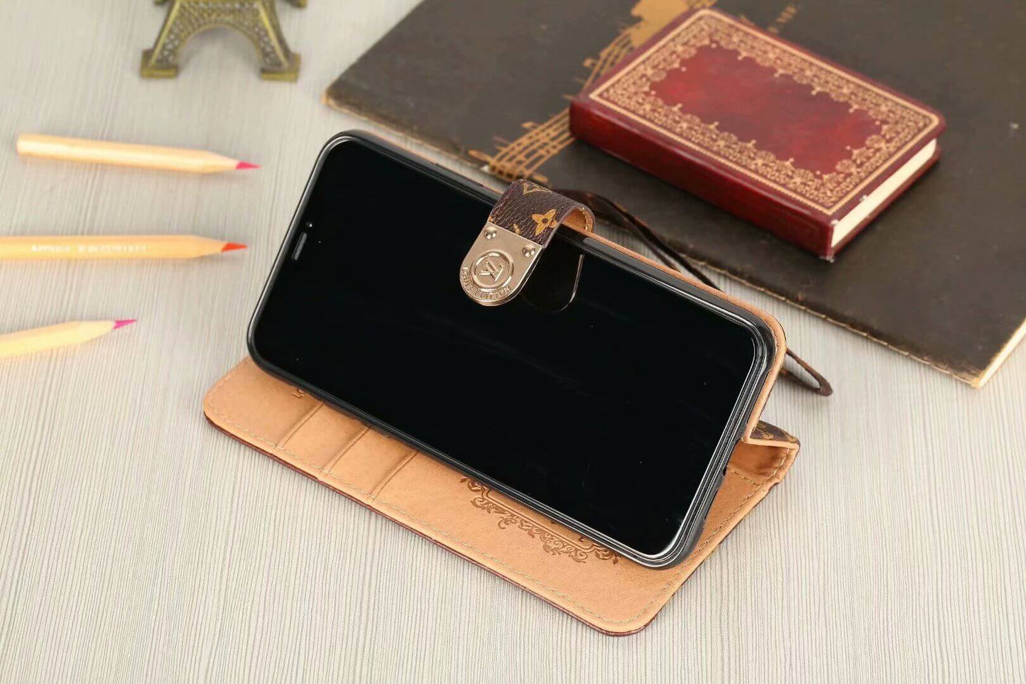 Luxusní pouzdro Monogram Wallet Case pro iPhone – Černá šachovnice