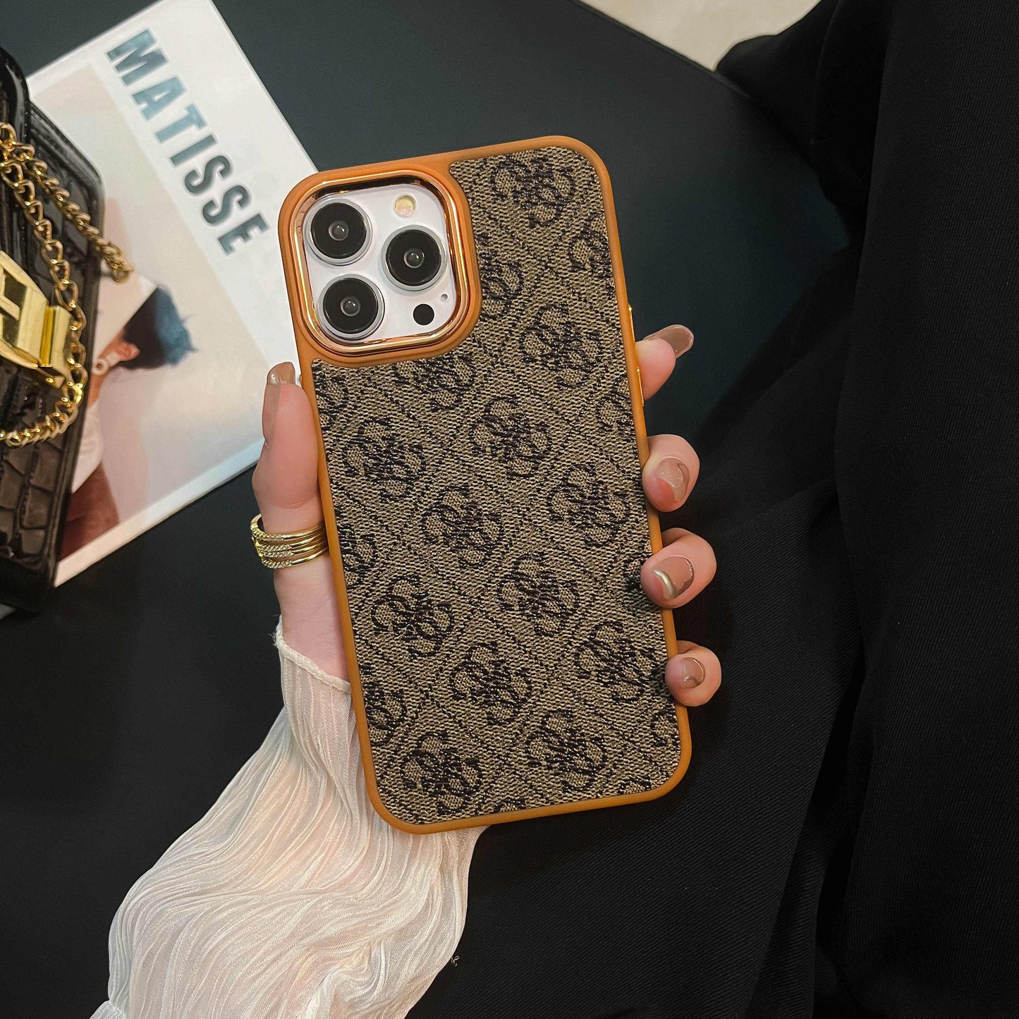 Žluté luxusní pouzdro na iPhone-MD231025