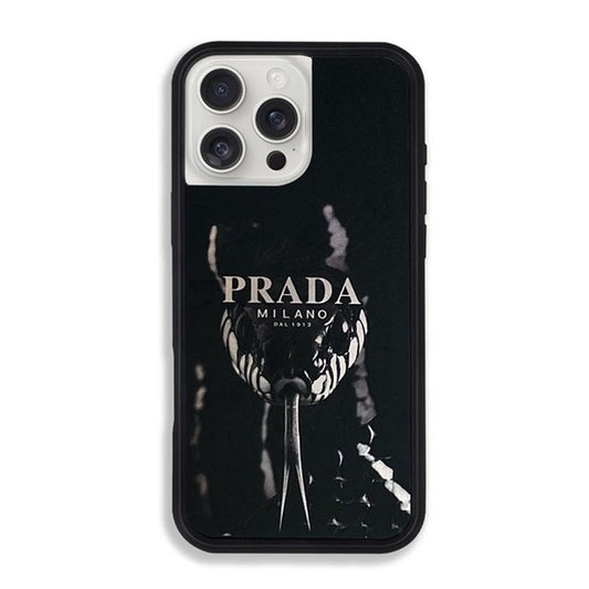 Capa preta luxuosa para iPhone