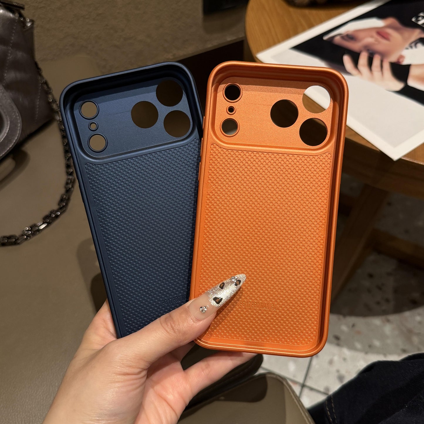Luxusní embosované kožené ochranné pouzdro na iPhone