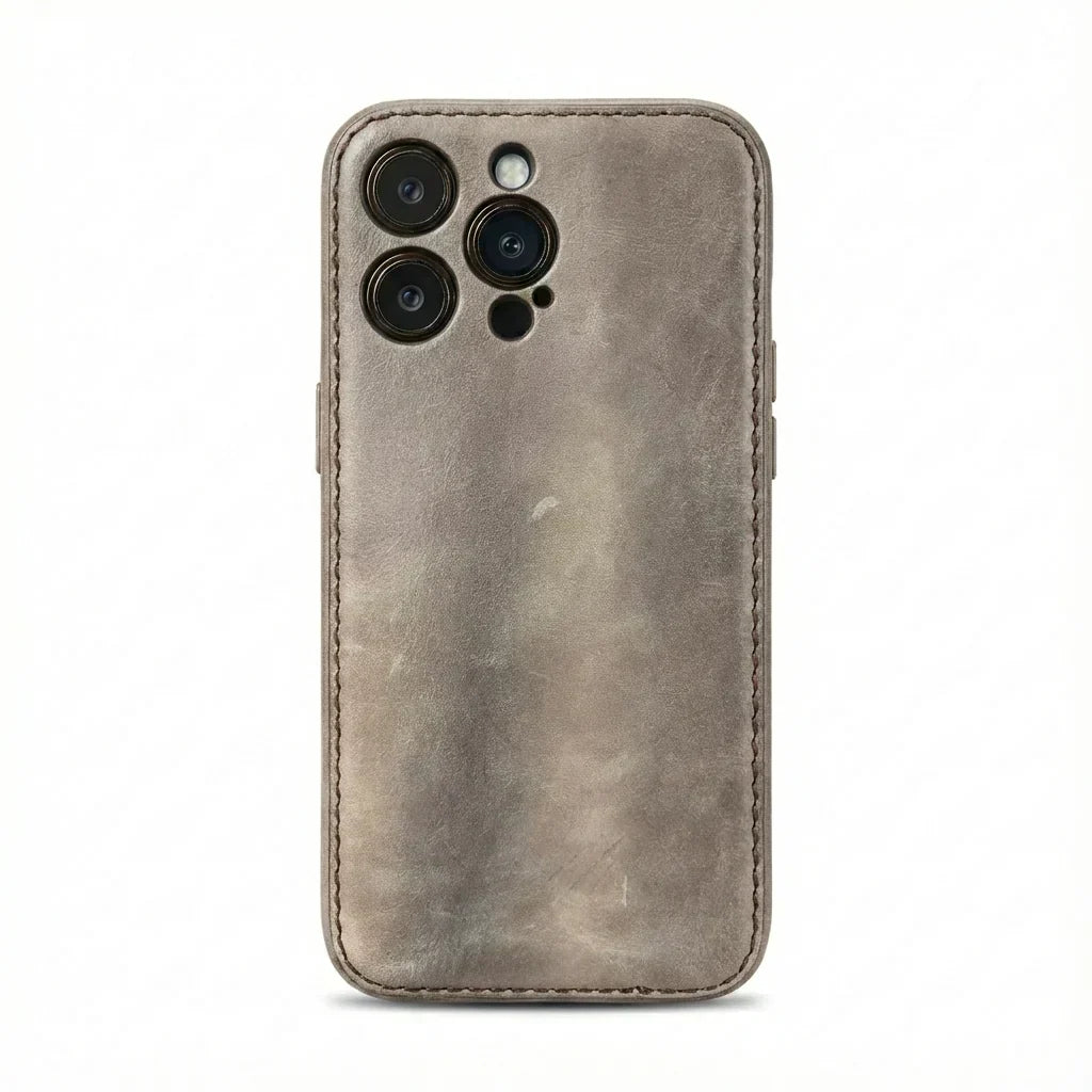Ručně vyráběné pouzdro na iPhone z opálené kůže – Vintage Patina Edition