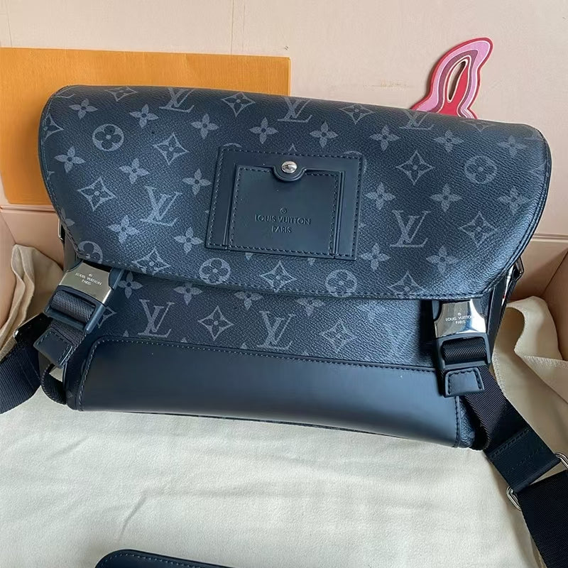 Módní a trendy taška LV Messenger