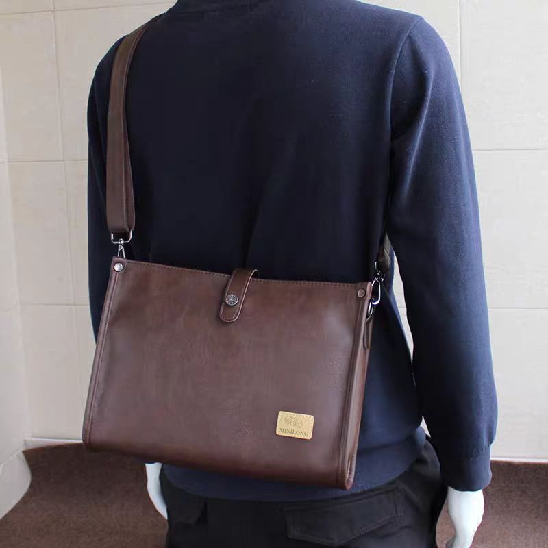 Luxusní kožená crossbody kabelka