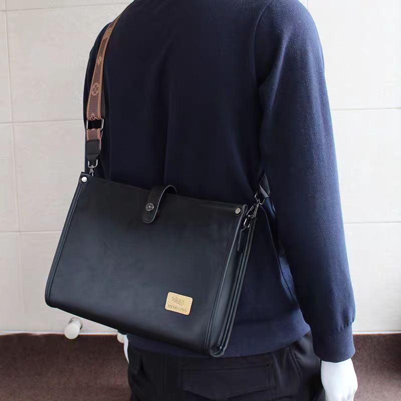 Luxusní kožená crossbody kabelka