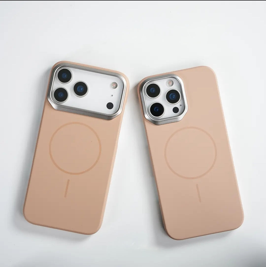 Nové tenké magnetické pouzdro na telefon Bare-Feel 08