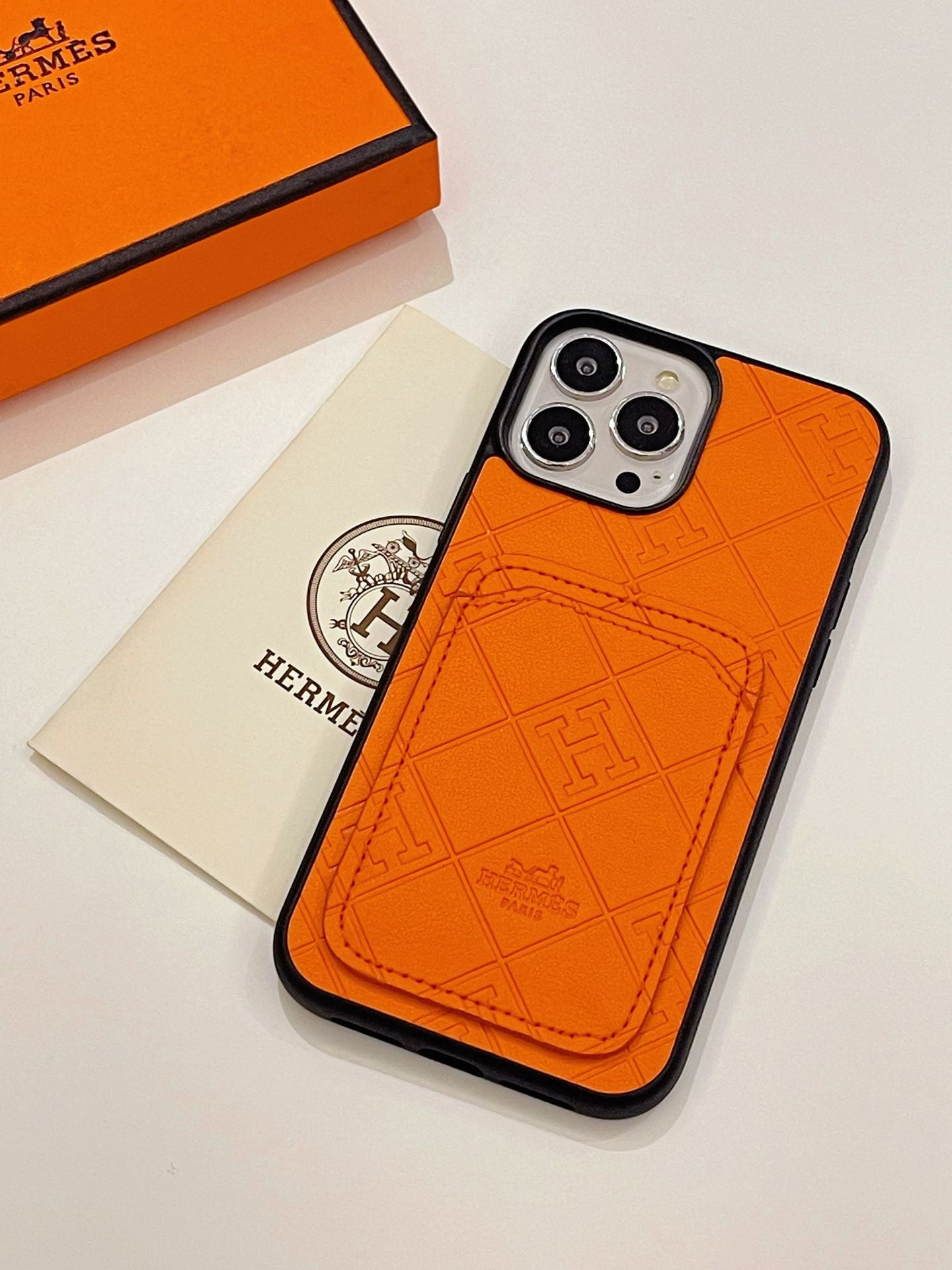 H Kožený držák karet na iPhone