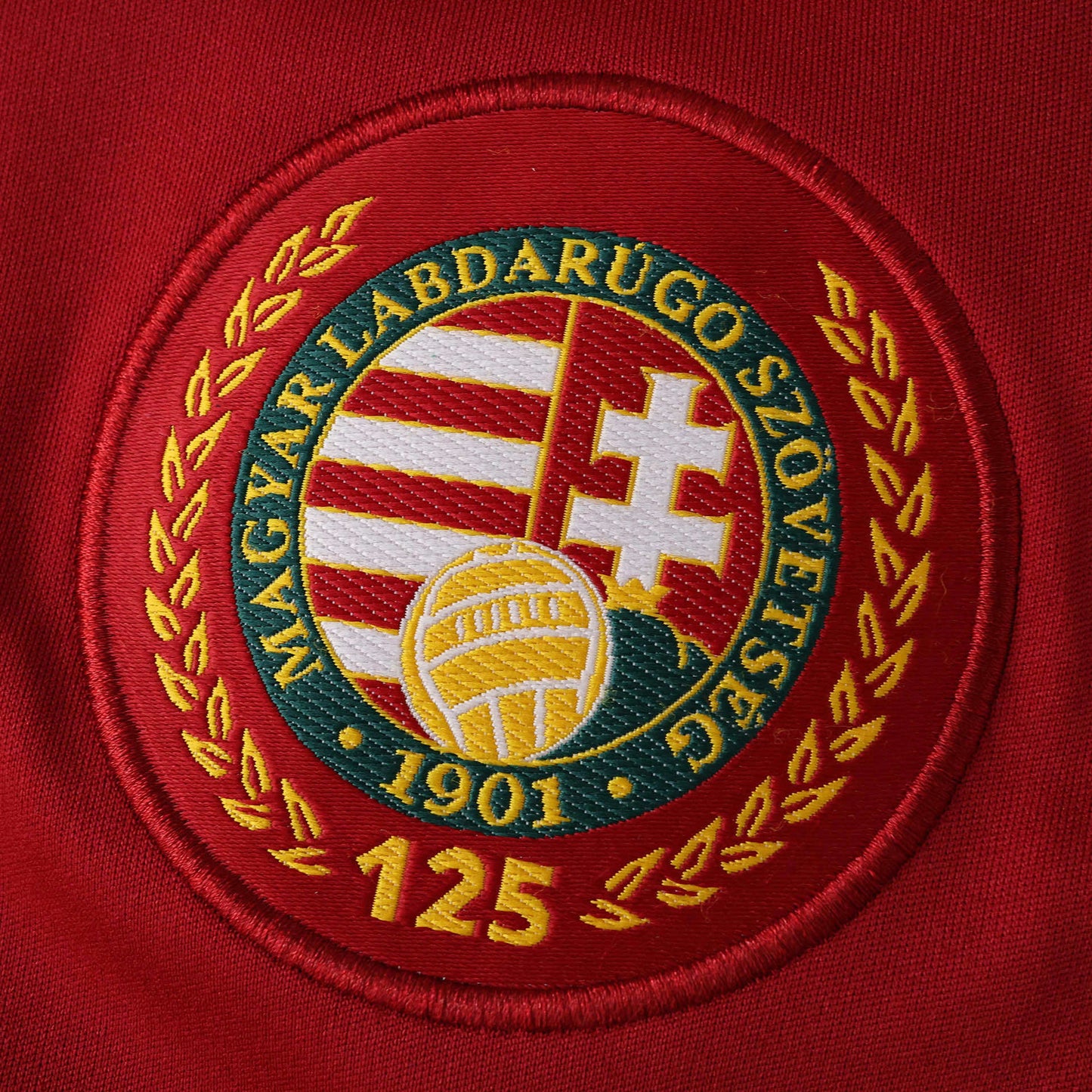 Domácí dres na mistrovství světa ve fotbale 2026 v Maďarsku