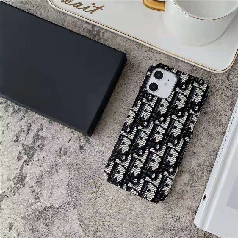 Módní látkové pouzdro na iPhone