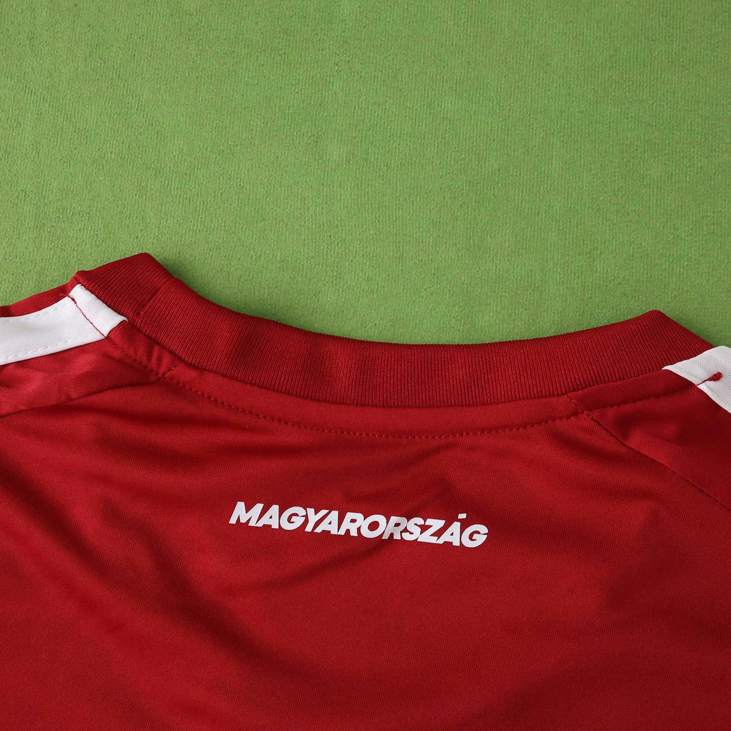 Domácí dres na mistrovství světa ve fotbale 2026 v Maďarsku
