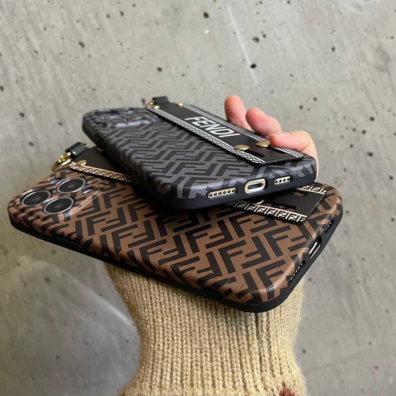 Elegantní pouzdro na iPhone s náramkem