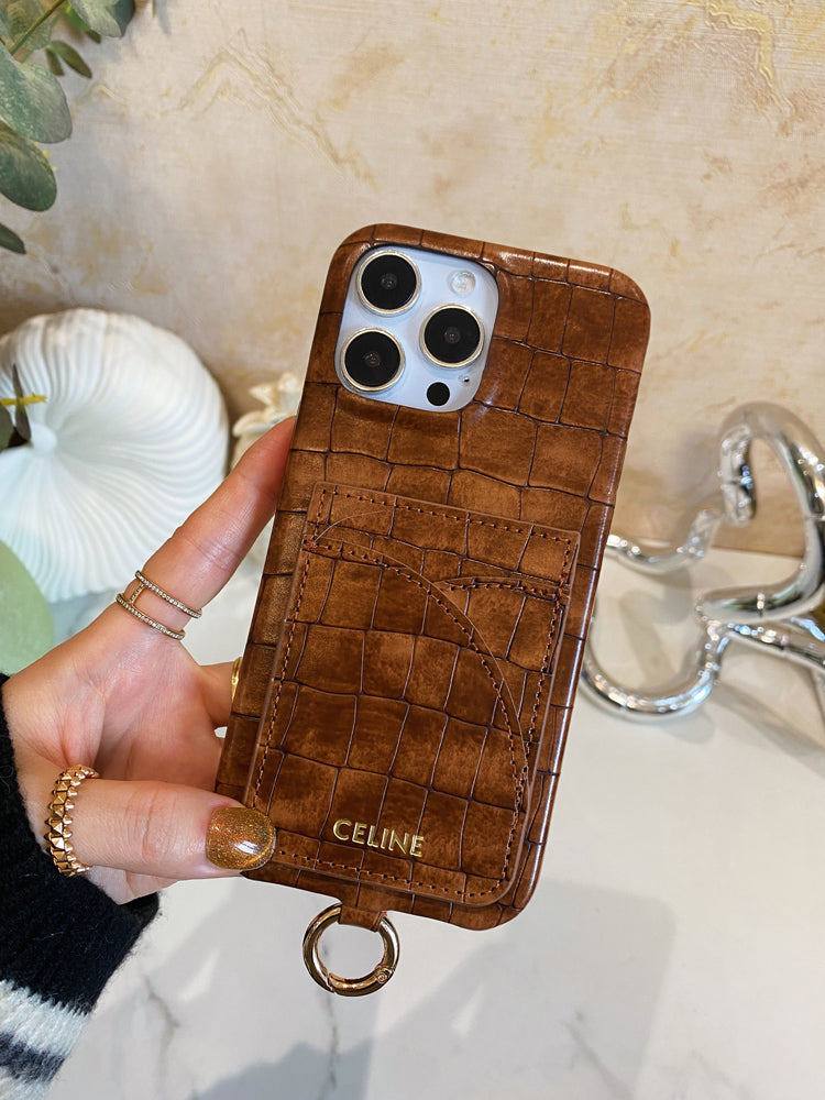 Pouzdro na iPhone Alligator Print Celine s držákem karty a popruhem hnědé -EYP241415