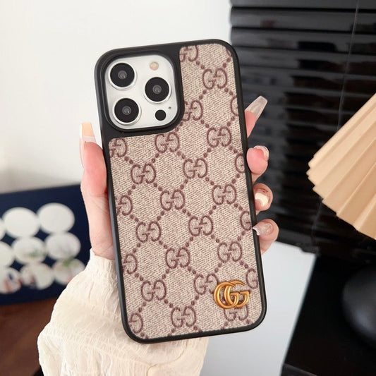 Capa para iPhone com corrente manual premium