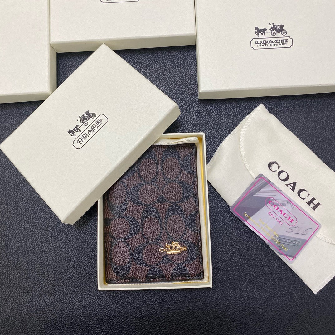 CO Classic kožený pasový držák – elegantní cestovní organizér