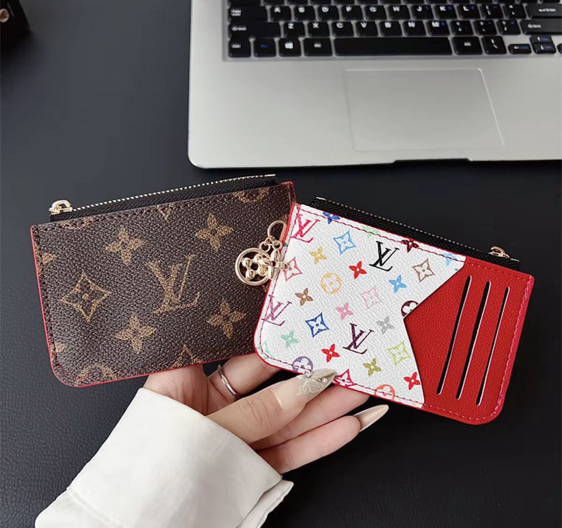 L--Inspired Card Holder Wallet: Elegantní & Funkční!