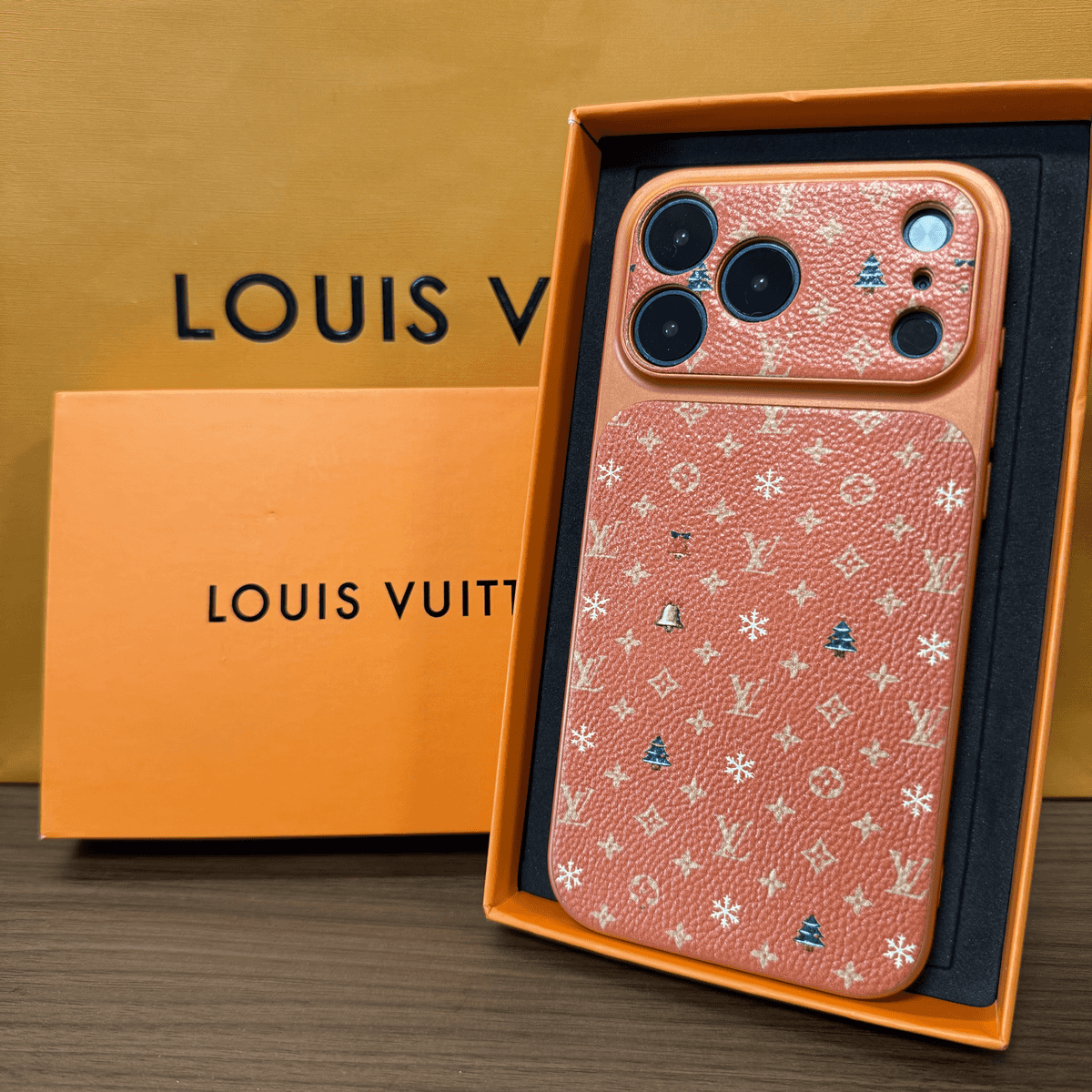Luxusní Multicolor Monogram pouzdro na iPhone