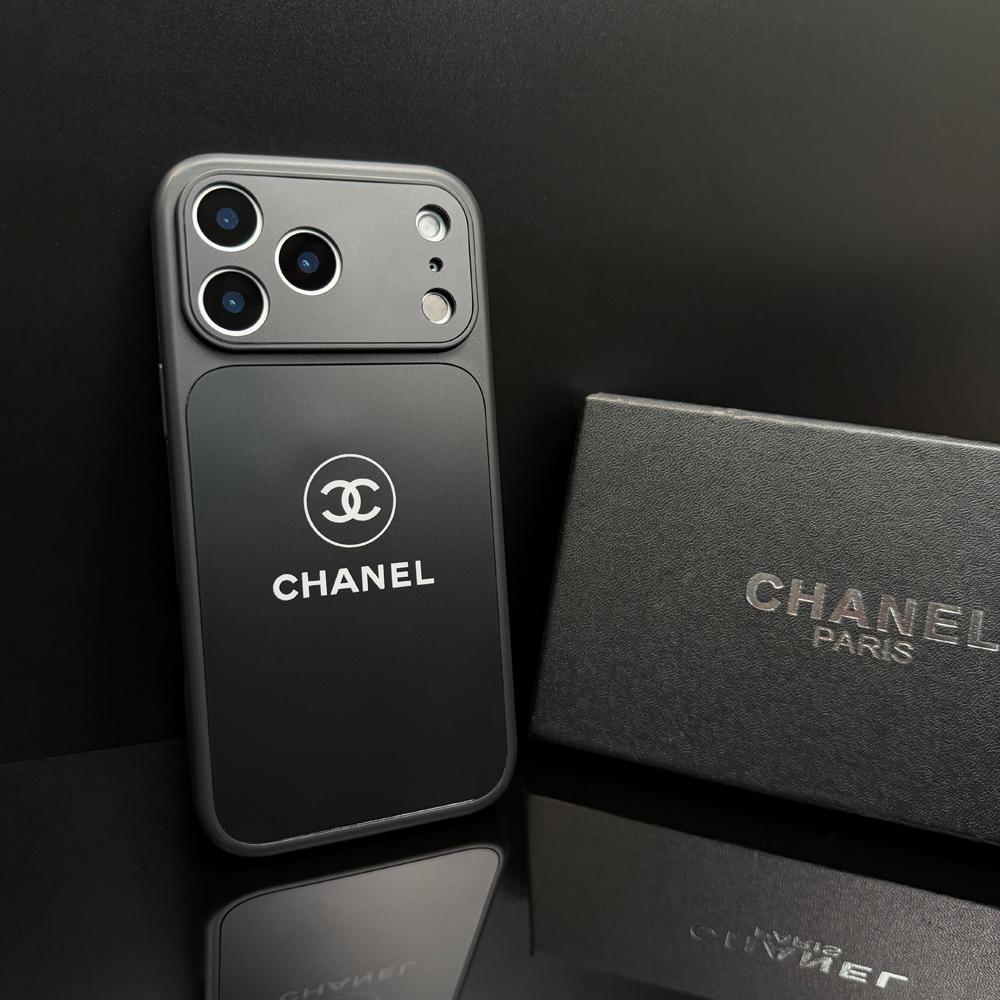 Minimalistický matný ochranný obal na iPhone