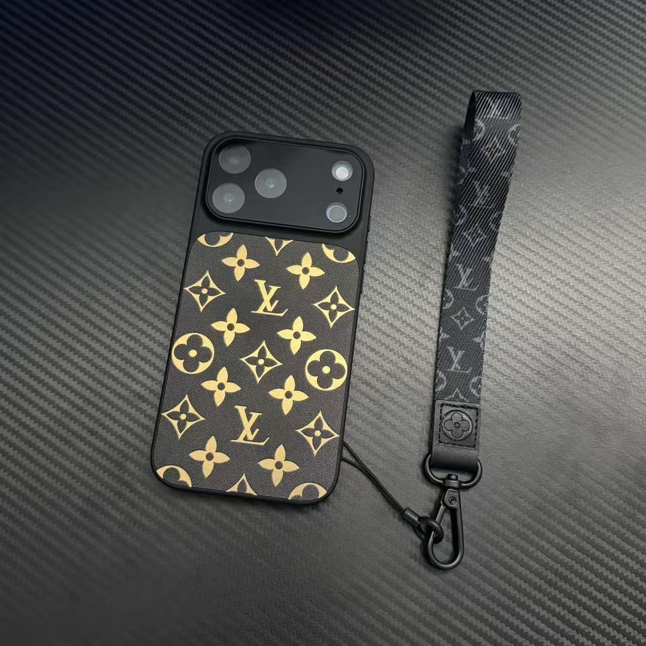 Luxusní kožené pouzdro na telefon s monogramovým vzorem a plnou ochranou fotoaparátu