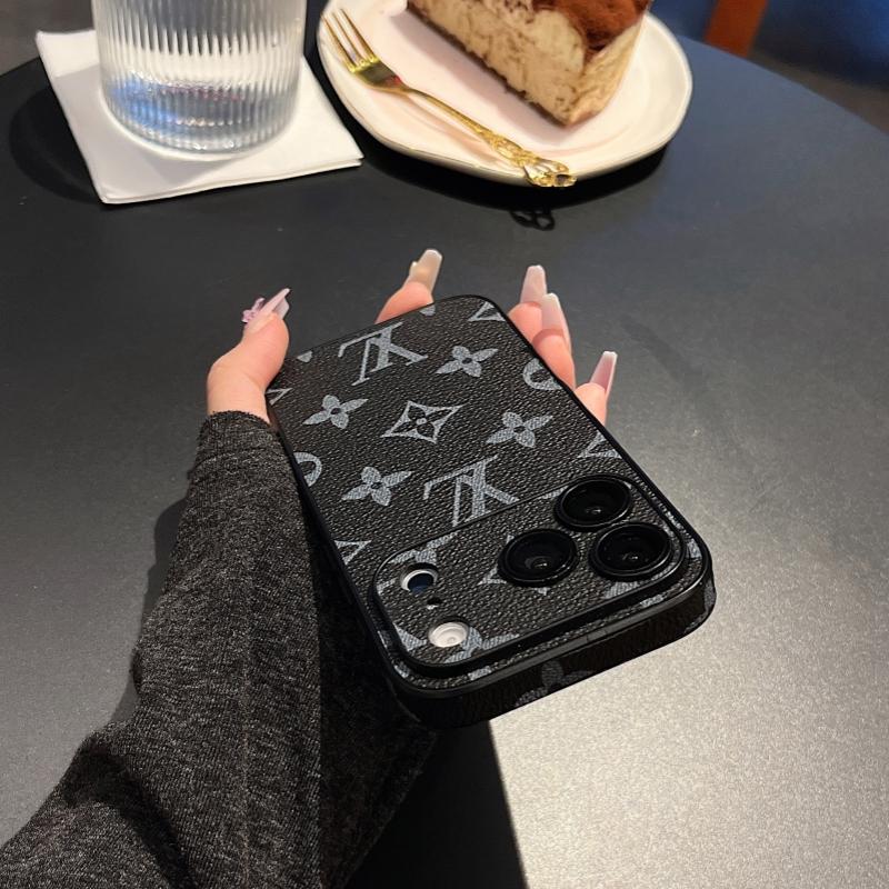 Prémiové pouzdro na iPhone s koženou texturou Monogram