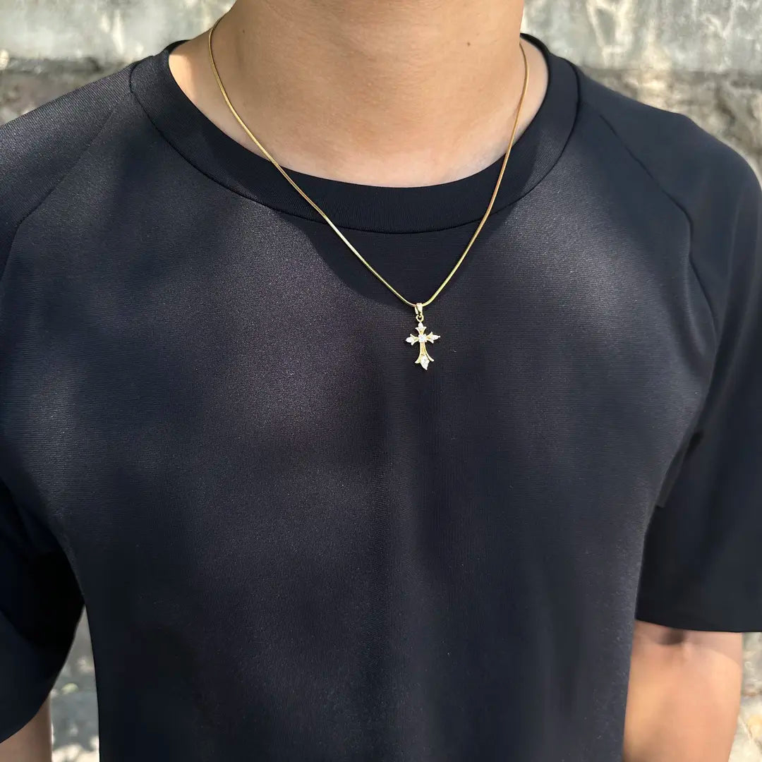 Titanový náhrdelník inspirovaný křížem Pavé Full CZ Detail, Clean Statement