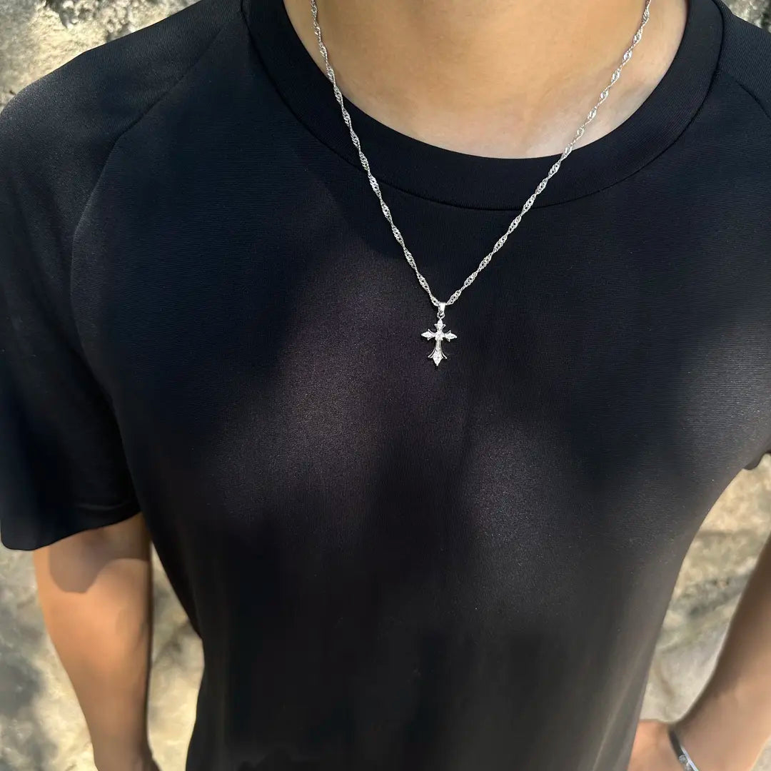 Titanový náhrdelník inspirovaný křížem Pavé Full CZ Detail, Clean Statement