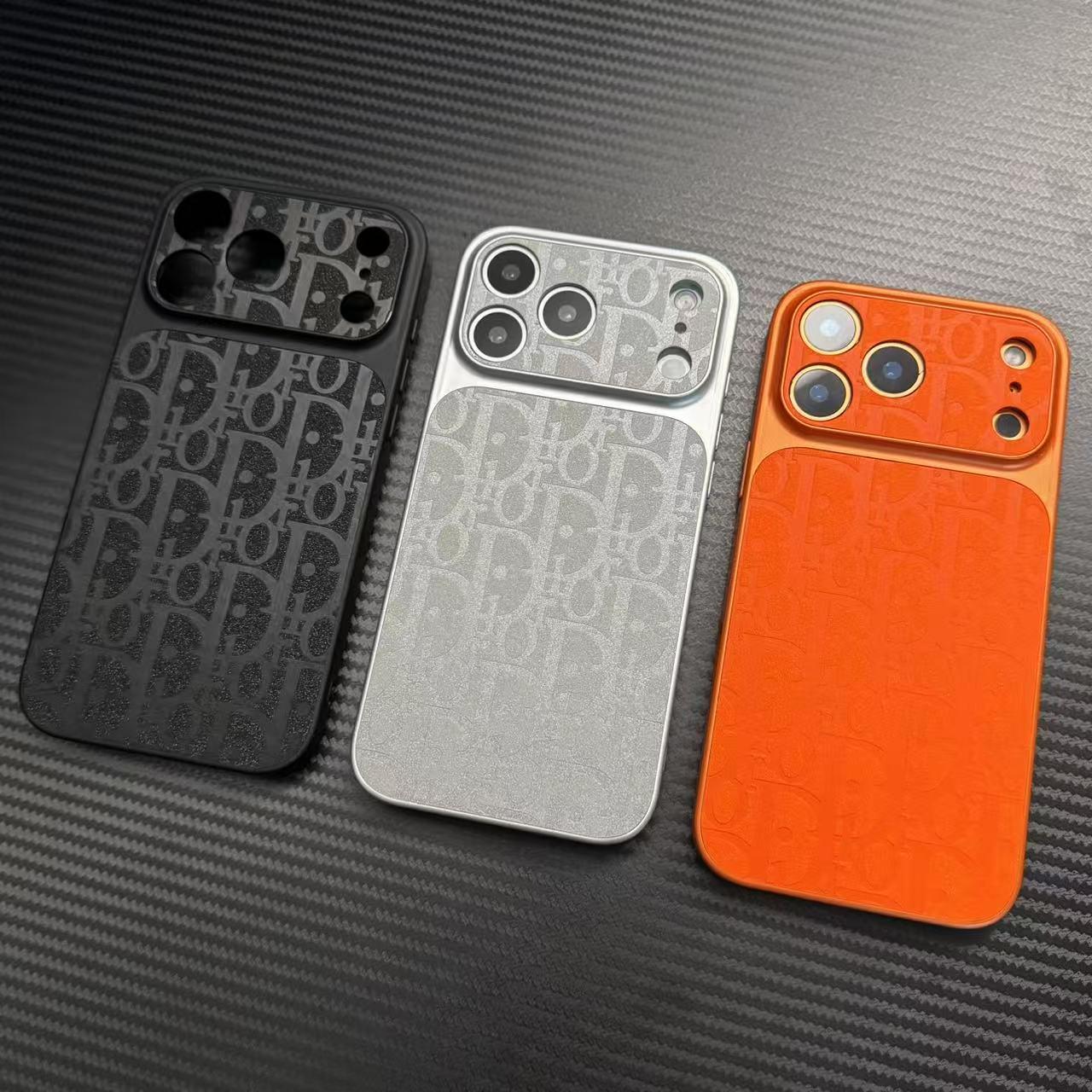 Elegantní pouzdra na iPhone Monogram