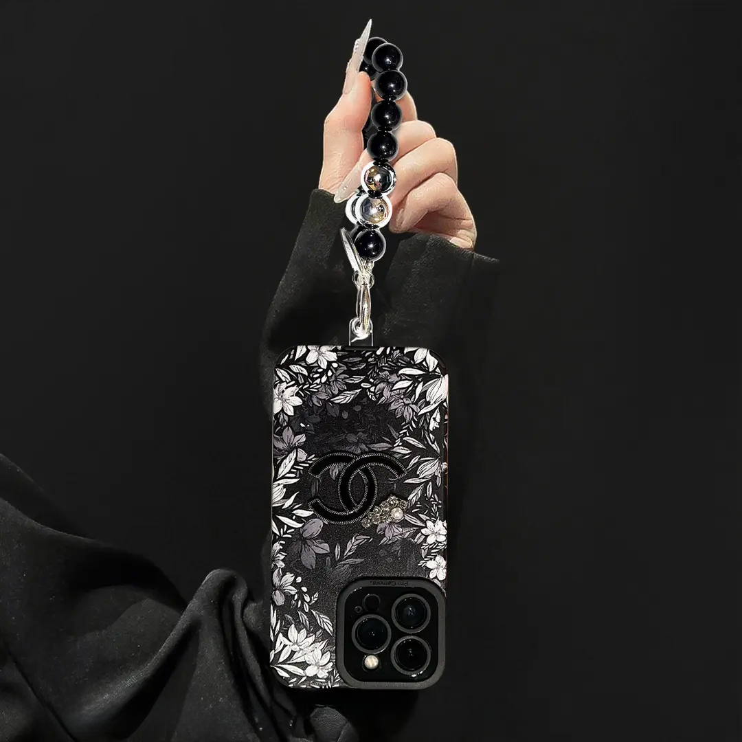 Luxusní květinové pouzdro z jehněčí kůže pro iPhone – plná ochrana objektivu