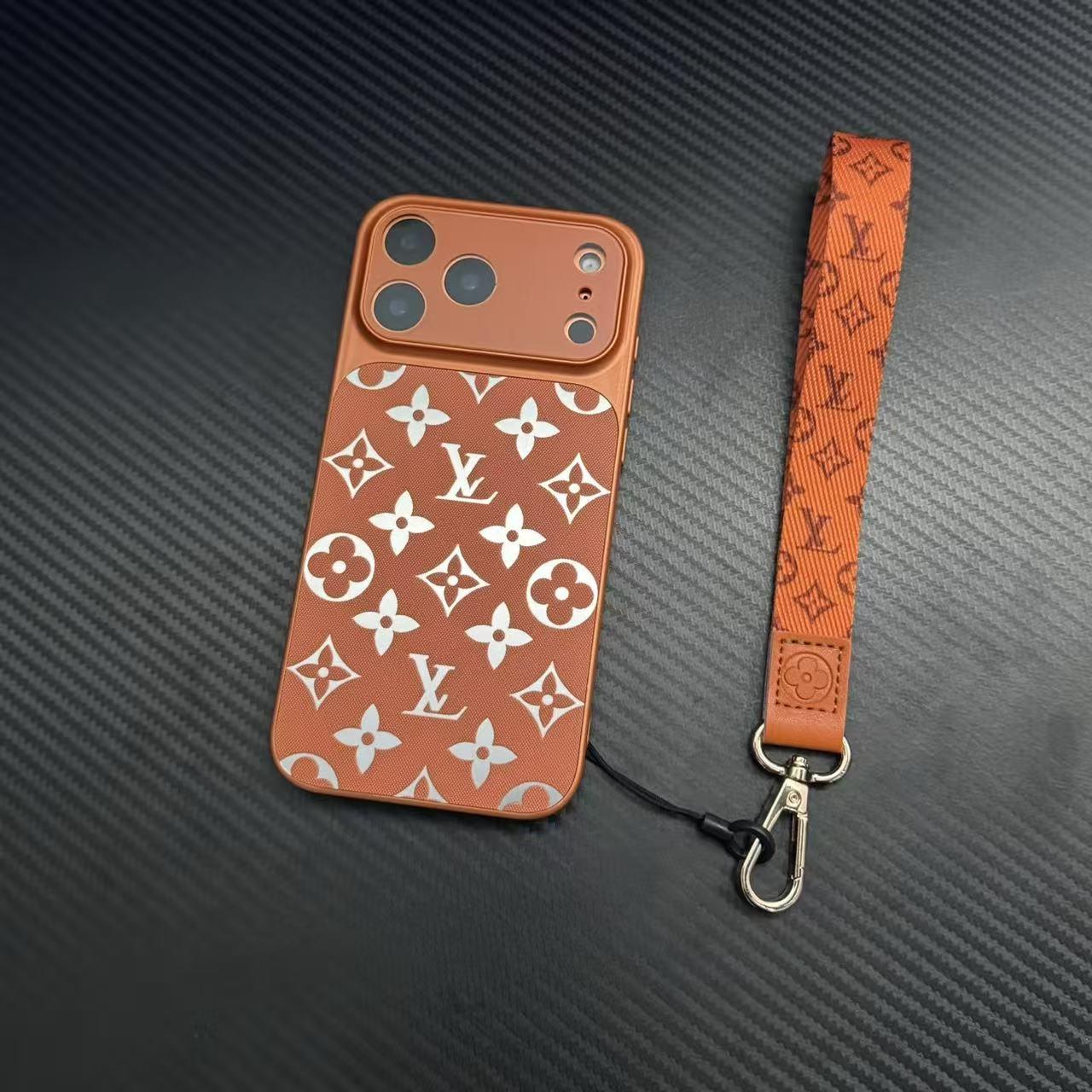 Luxusní kožené pouzdro na telefon s monogramovým vzorem a plnou ochranou fotoaparátu