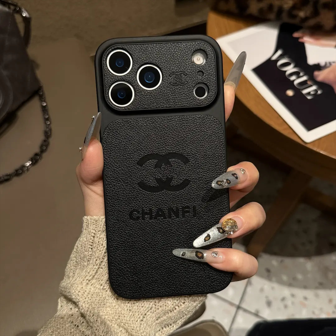 Luxusní embosované kožené ochranné pouzdro na iPhone