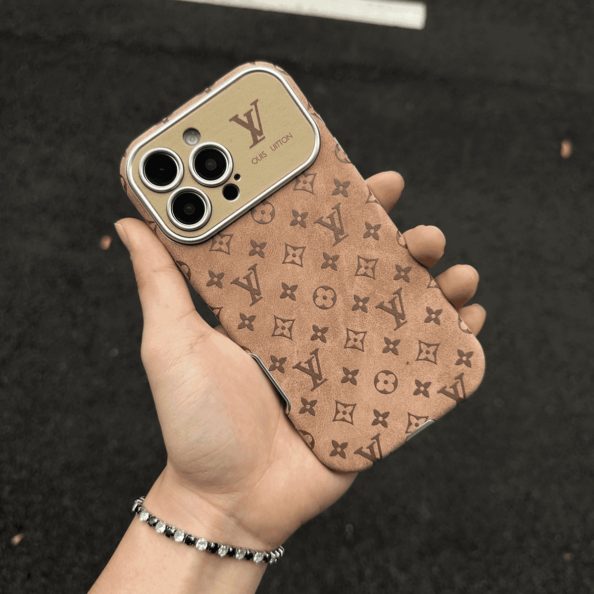 Luxusní hnědé & černé kožené pouzdro na iPhone